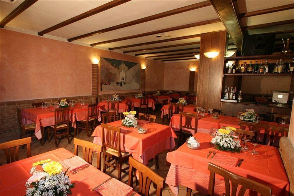 Hotel I Duchi Camerino Dış mekan fotoğraf